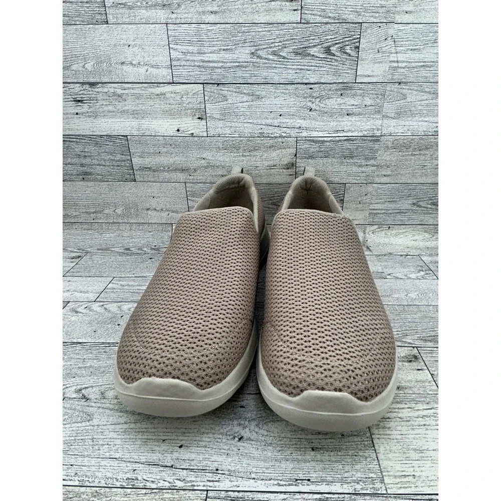 Skechers Go Walk‎ Max Slip On Sneakers Taupe Mesh Women's Size 9.5